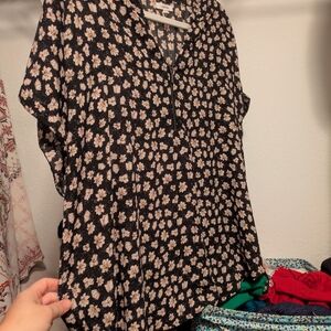 Floral Black and Cream Women's Top